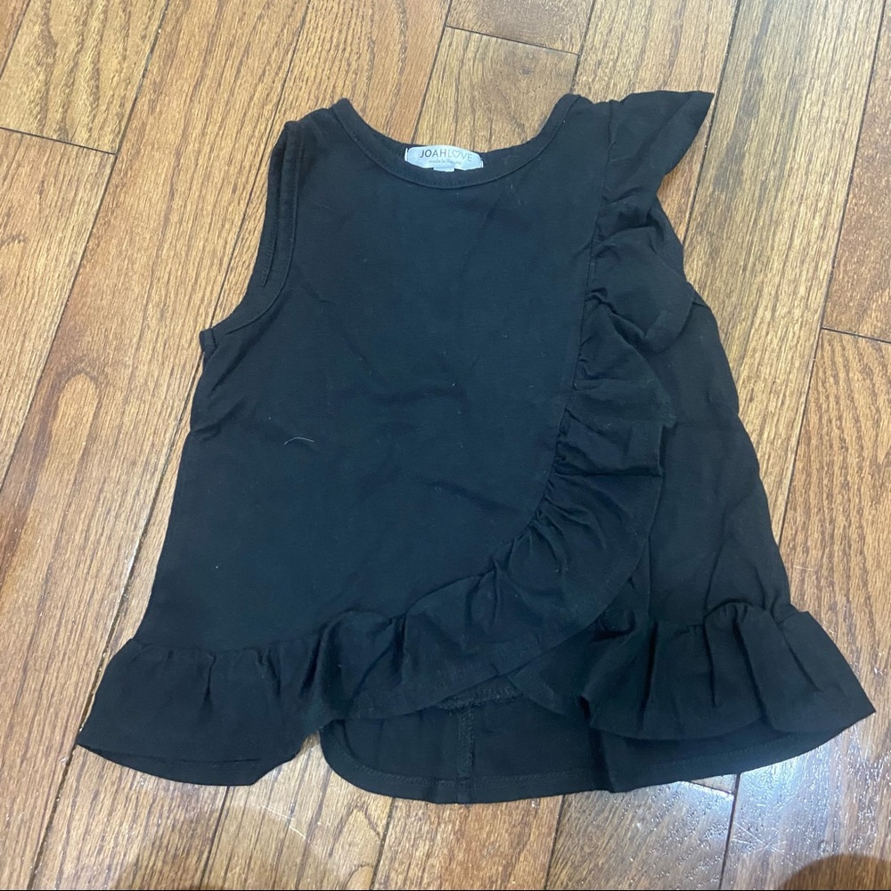 Joah Love sleeveless ruffle black top